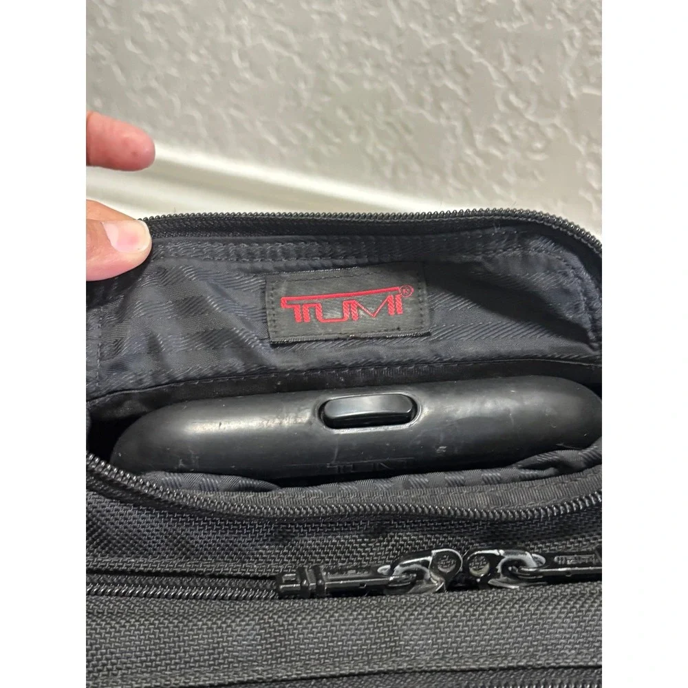 Tumi Alpha Deluxe Wheeled Briefcase‎ Black Ballistic Nylon Laptop Bag 2207D3
